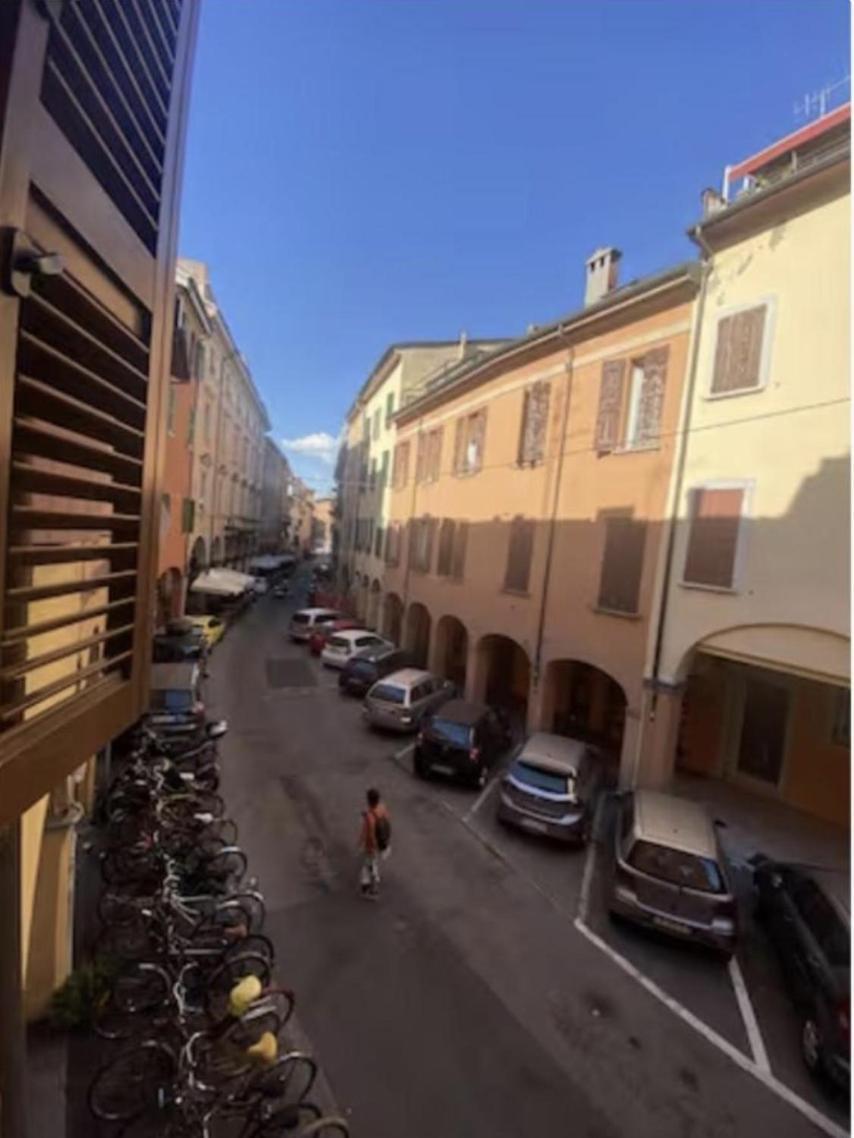 Casa Rella - Camera Green โบโลญญา ภายนอก รูปภาพ